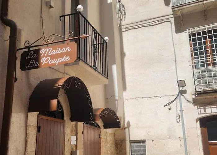 La Maison De Poupee